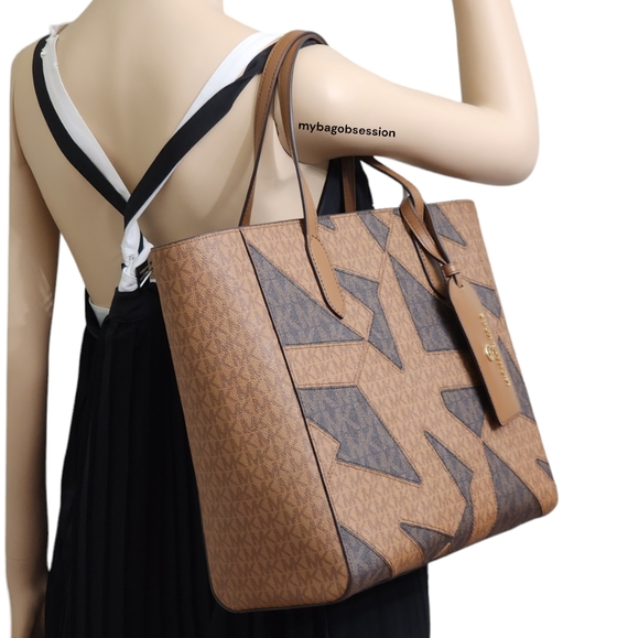 Michael Kors Sinclair Logo Large Brown Tote - Picture 2 of 8